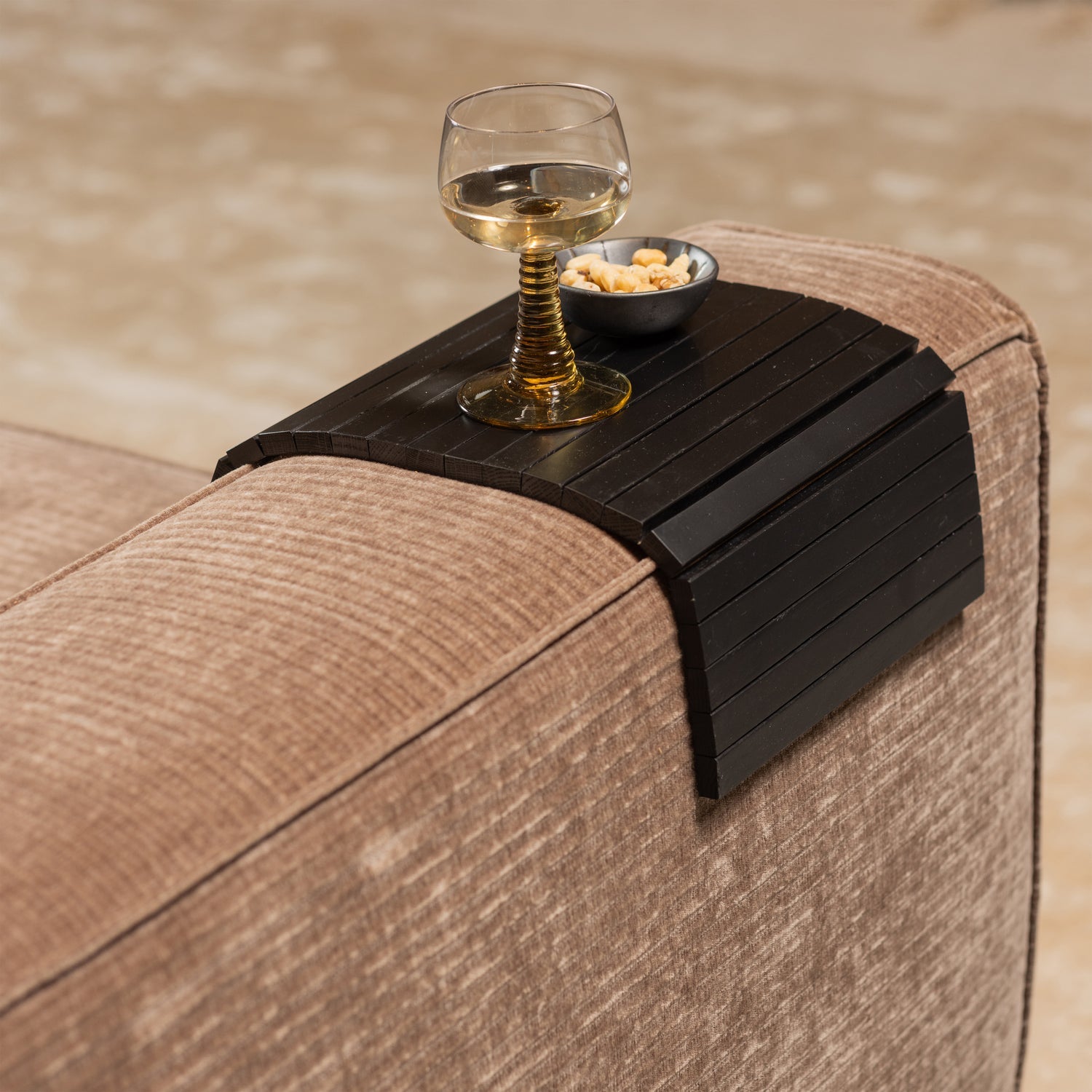 TRAY BLACK. ARMREST FLEXIBLE - M