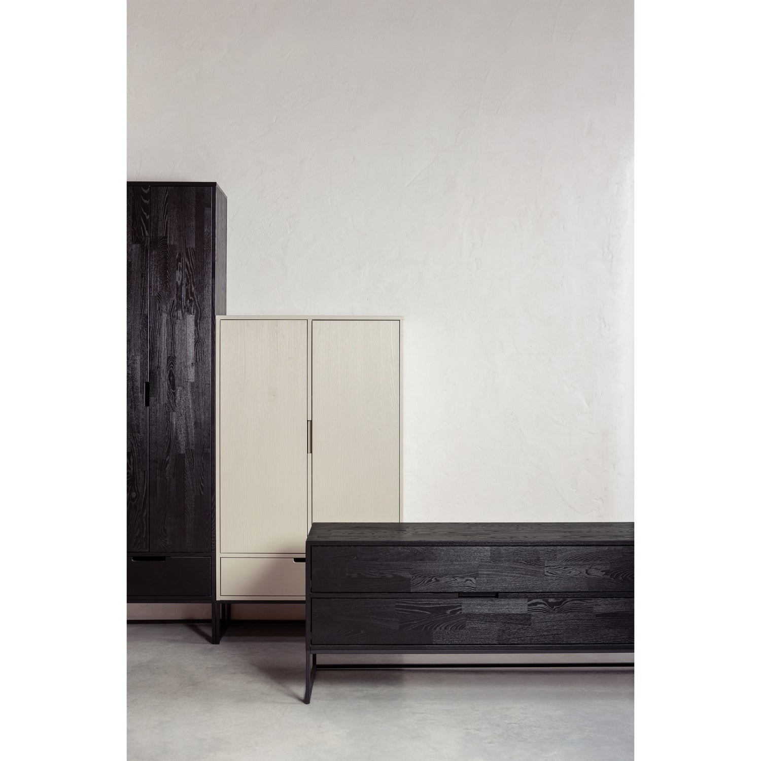 SILAS TV UNIT 180CM ASH BRUSHED BLACKNIGHT [fsc]