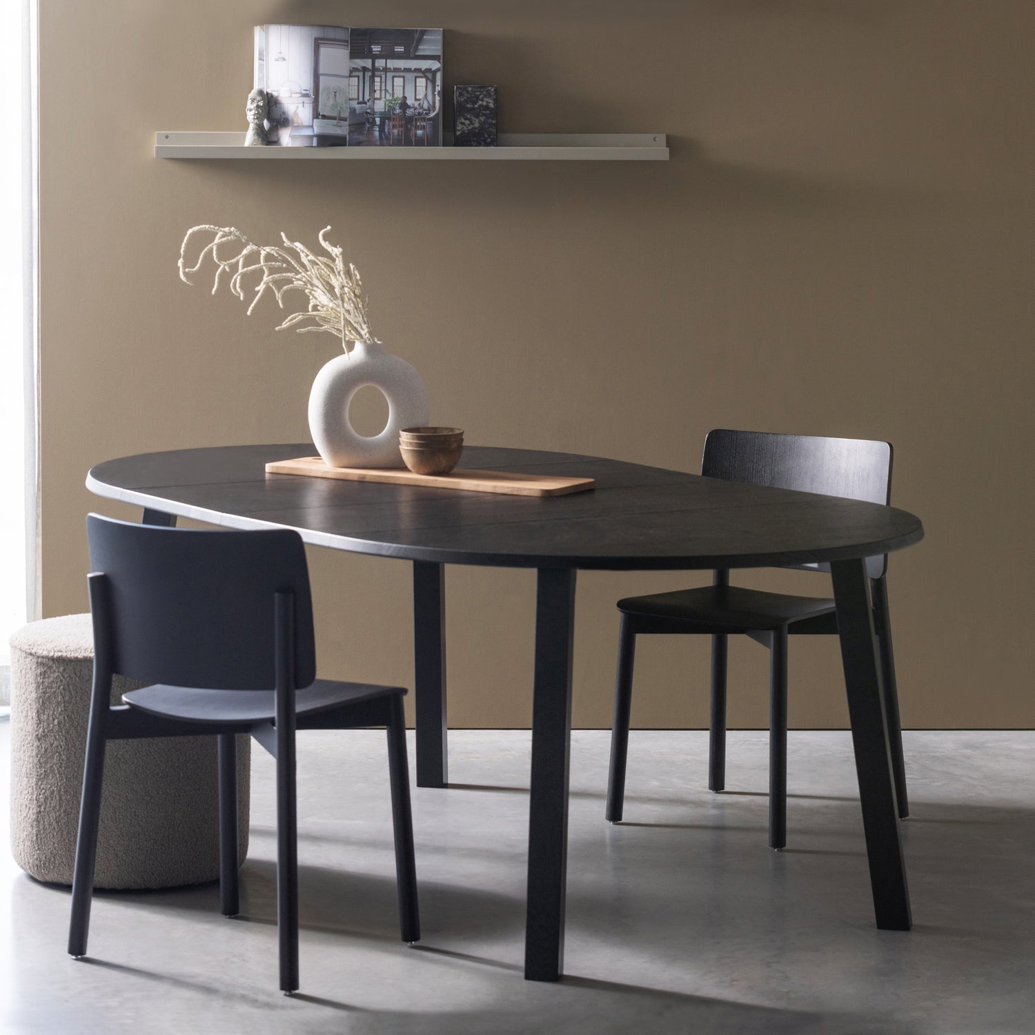 LANGE JAN O EXTENDABLE DINING TABLE OAK BLACKNIGHT [fsc]