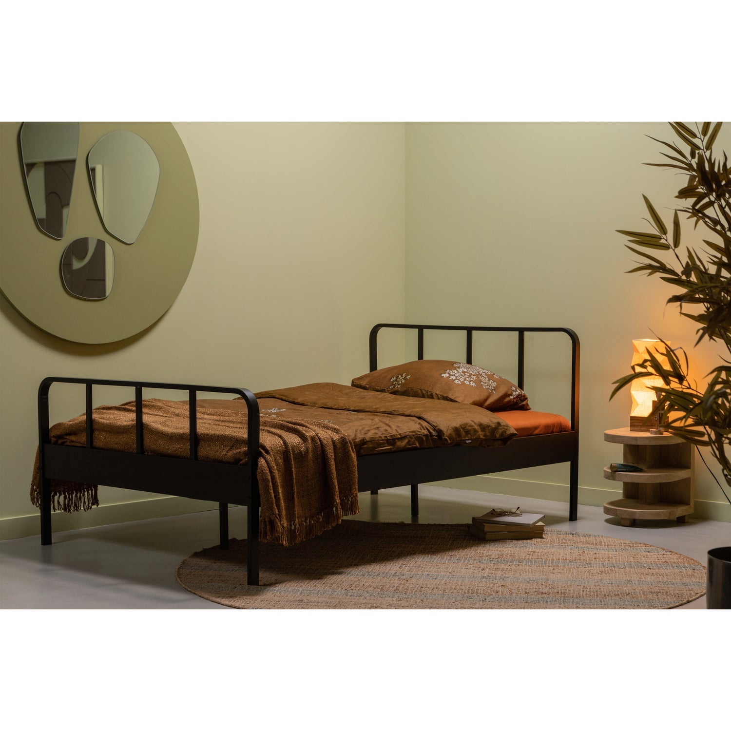 MEES QUEEN BED METAL BLACK 120x200CM