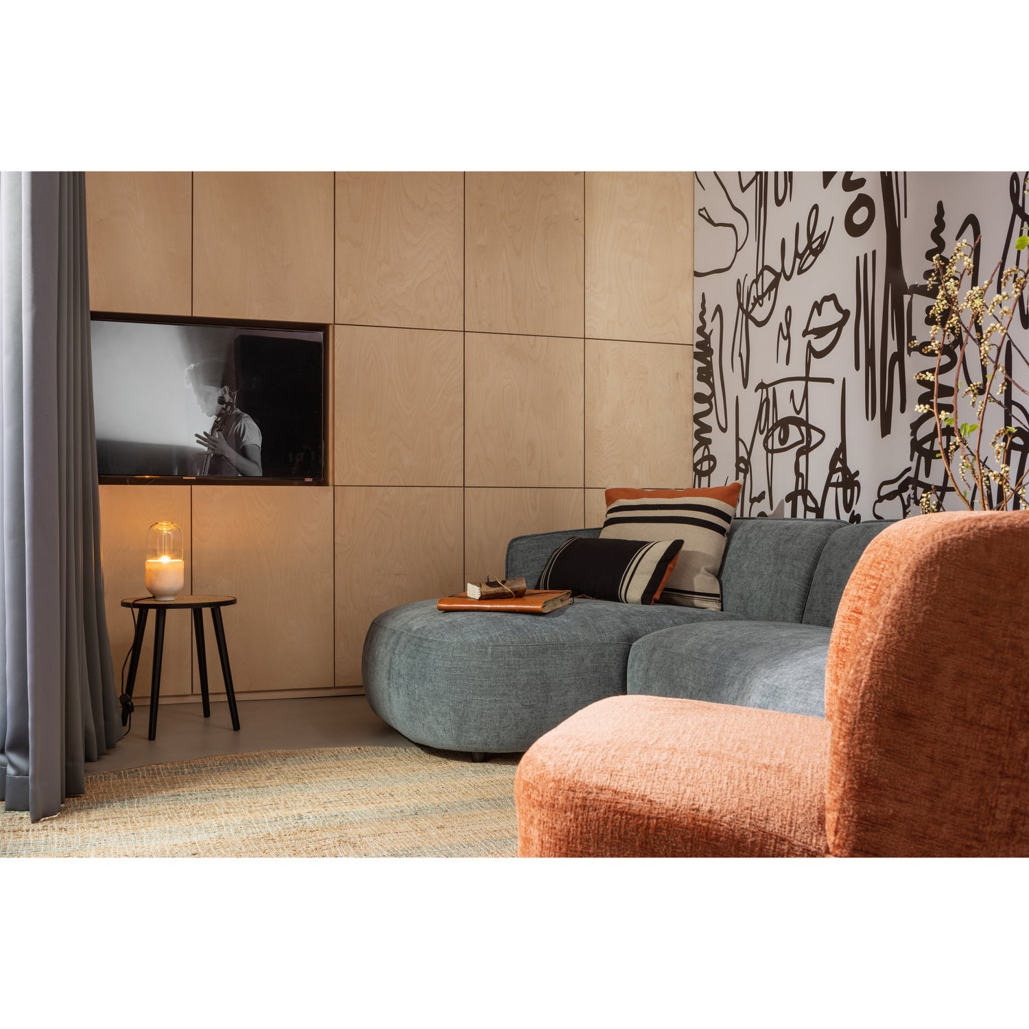ATTY SWIVEL ARMCHAIR VELVET ORANGE