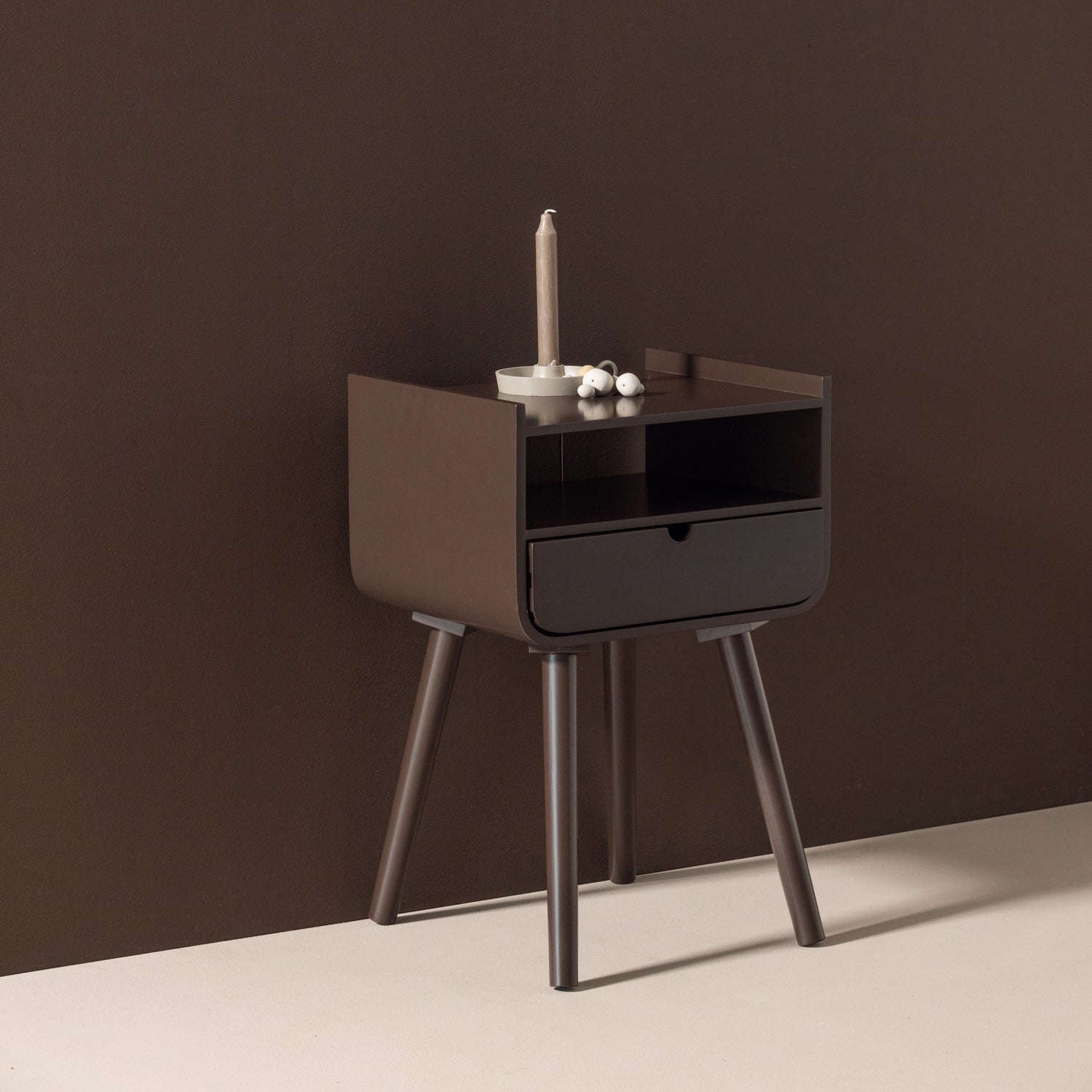 NILS NIGHTSTAND/SIDE TABLE WOOD DARK BROWN [fsc]