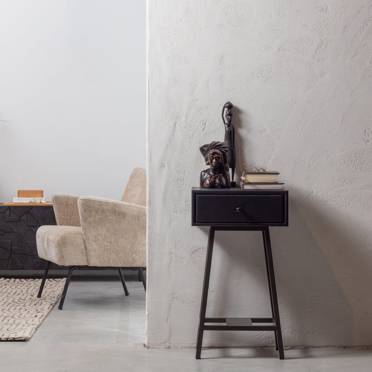 SKYBOX SIDETABLE MANGO WOOD/METAL BLACK
