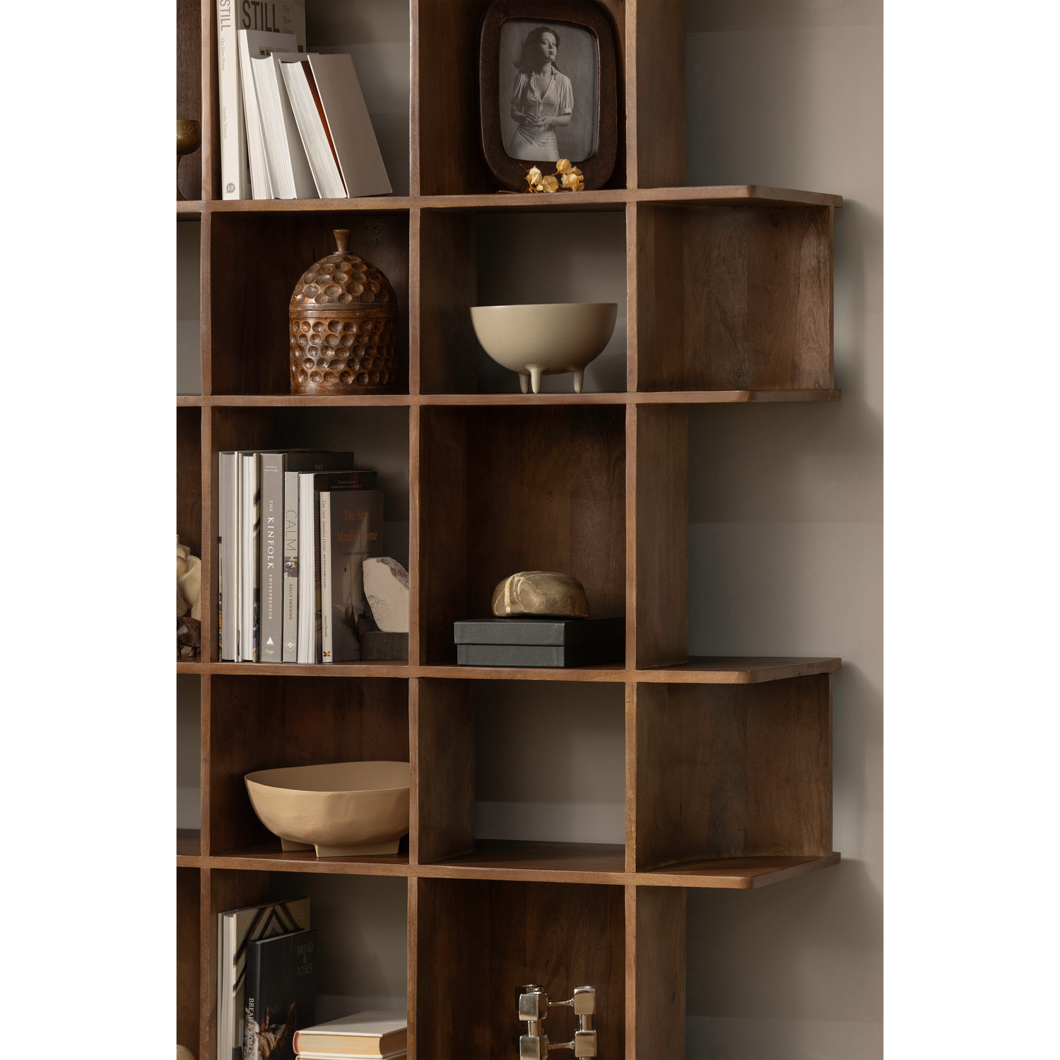 SINNE BOOKSHELF MANGO WOOD WALNUT 180x130CM