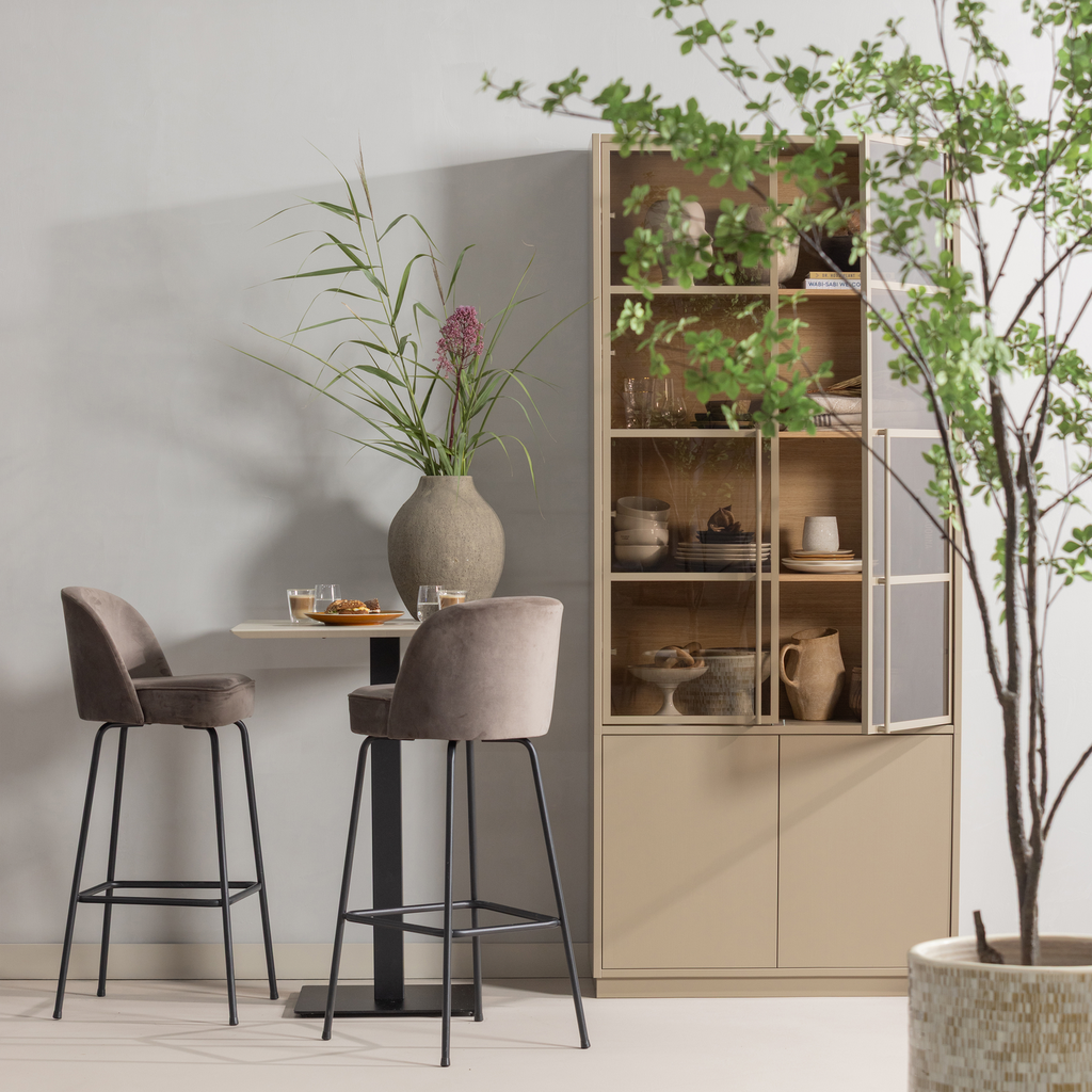 CASA SHOWCABINET PINE MUD [fsc]