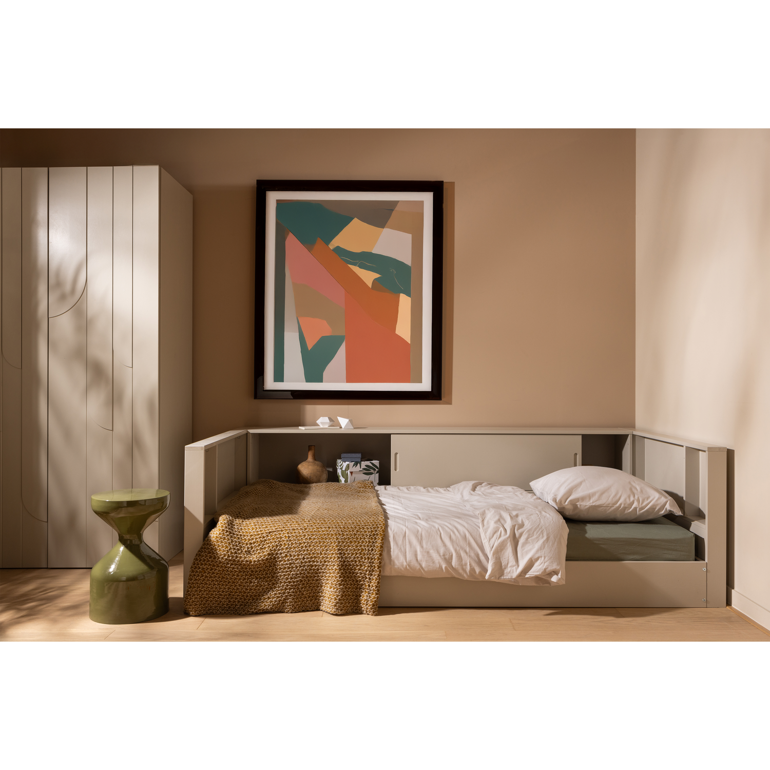 FLOYD SIDE TABLE METAL GREEN