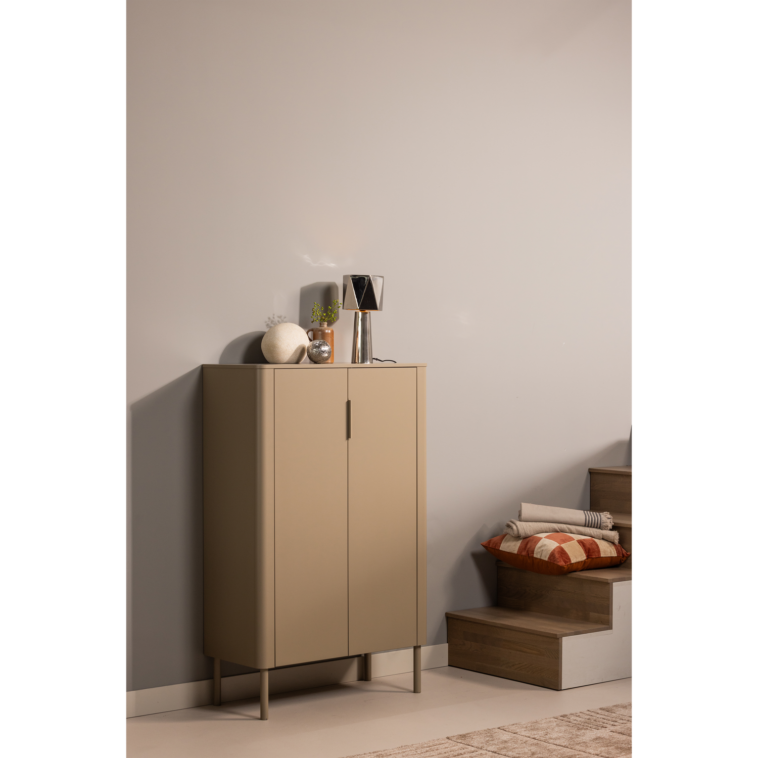 GUNNAR 2-DOORS CABINET PINE MUD [fsc]