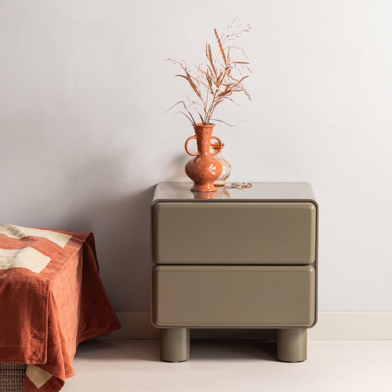 LUSTRA DRESSER/NIGHT STAND WOOD GLOSS GREEN [fsc]