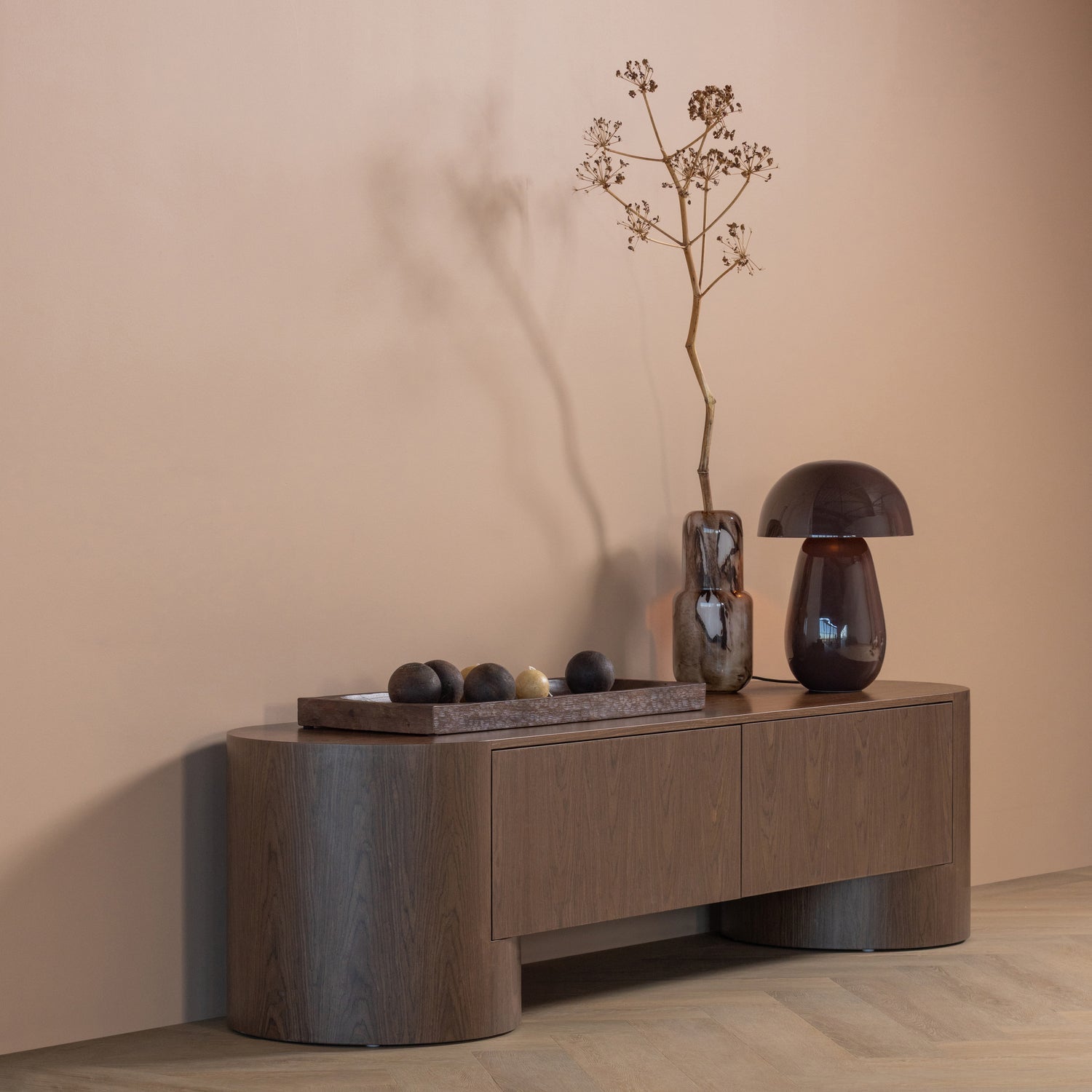 MONIKA HANDSHAPED VASE GLASS BROWN