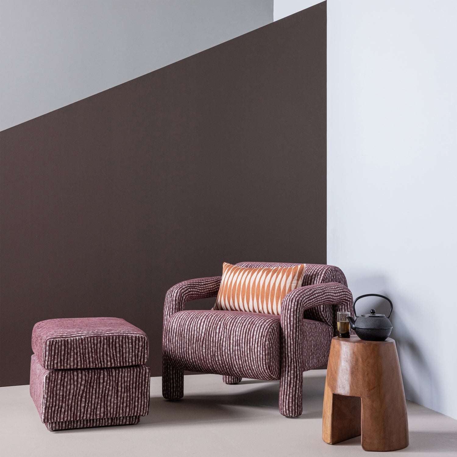 LOU HOCKER WITH DESSIN BURGUNDY RED [fsc]