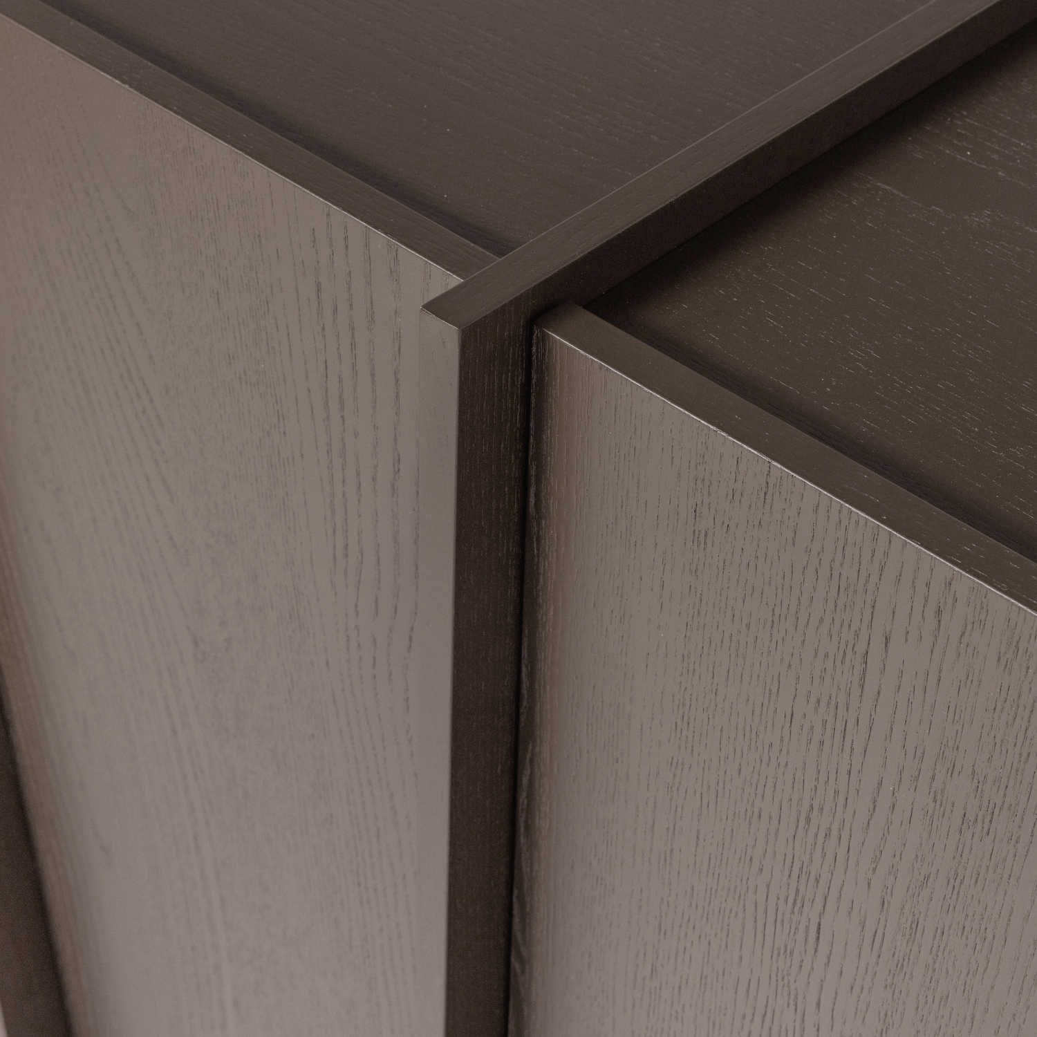 BROCK 2-DOORS CABINET ASH VENEER MID BROWN [fsc]