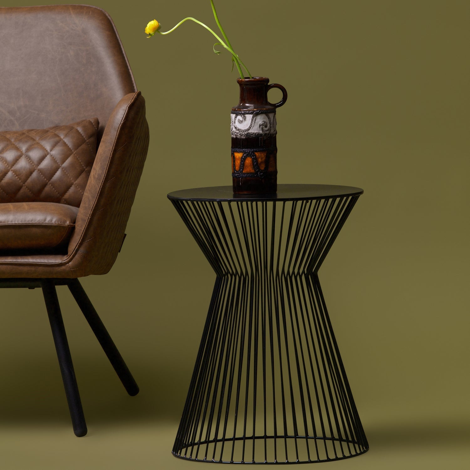 SUUS SIDETABLE METAL BLACK