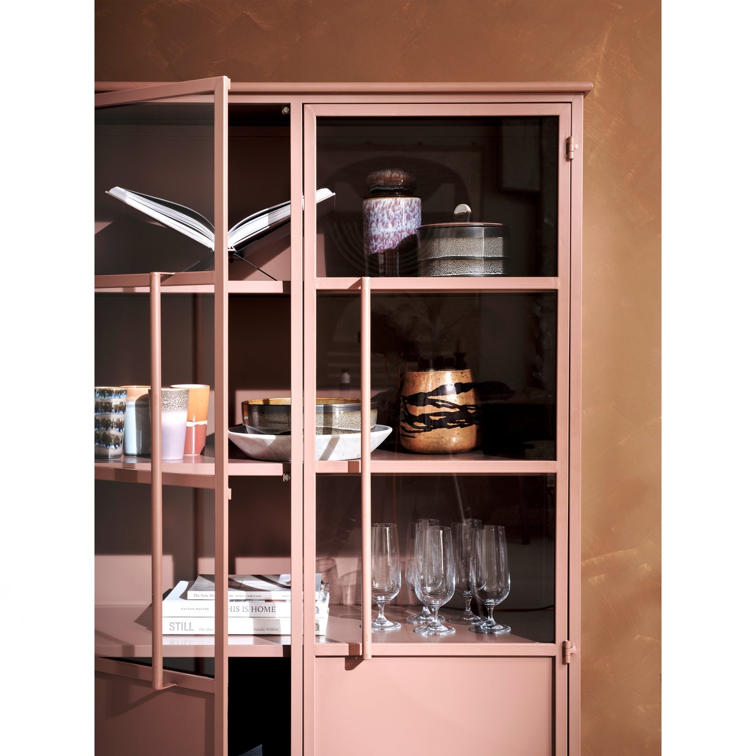 EXHIBIT DISPLAY CASE METAL TAN