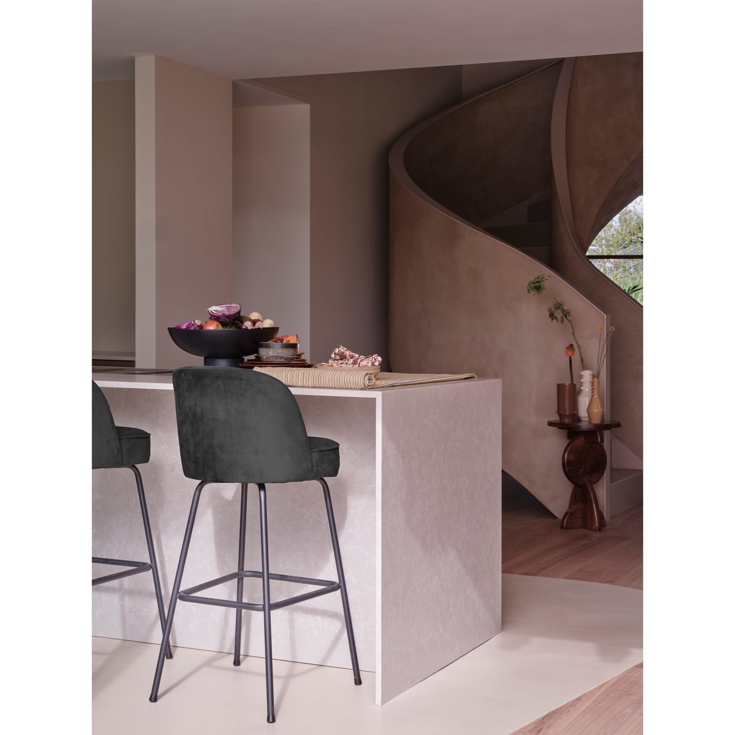 VOGUE BARSTOOL 80CM VELVET BLACK